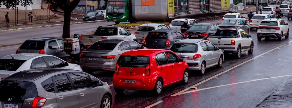 Nova regra do Governo de Minas permite compra de placas veiculares em qualquer cidade do estado