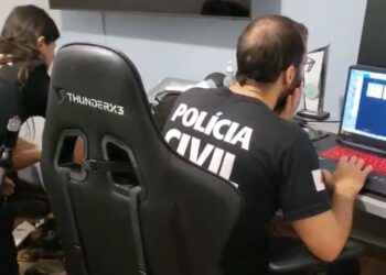 VÍDEO: Homem é preso por ameaçar vítimas com vídeos íntimos na internet em Poços