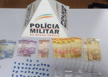 Operação policial apreende adolescentes com crack e cocaína em Bandeira do Sul