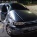 Carro avança parada obrigatória e é atingido por ônibus em cruzamento de Poços