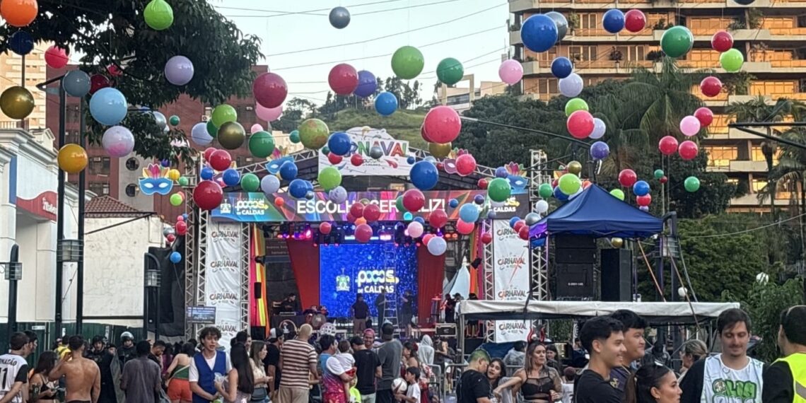 AINDA TEM FOLIA! Confira a programação do Carnaval nesta terça-feira (17) em Poços