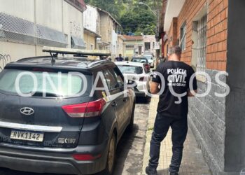 Homem é esfaqueado após discussão no Centro POP em Poços de Caldas