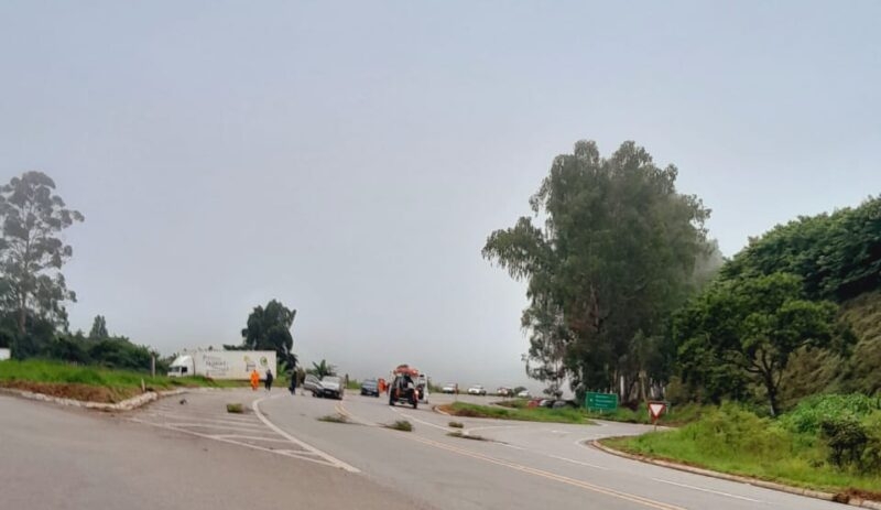 Acidente deixa duas pessoas feridas na BR-146