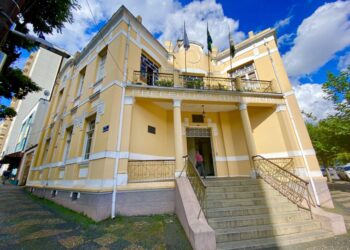 Tombamento do antigo prédio da Prefeitura de Poços é concluído