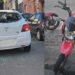 Acidente entre carro e moto é registrado no centro de Poços de Caldas