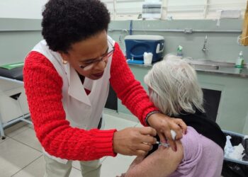 Vacinação contra a gripe começa segunda-feira (30) em Poços de Caldas