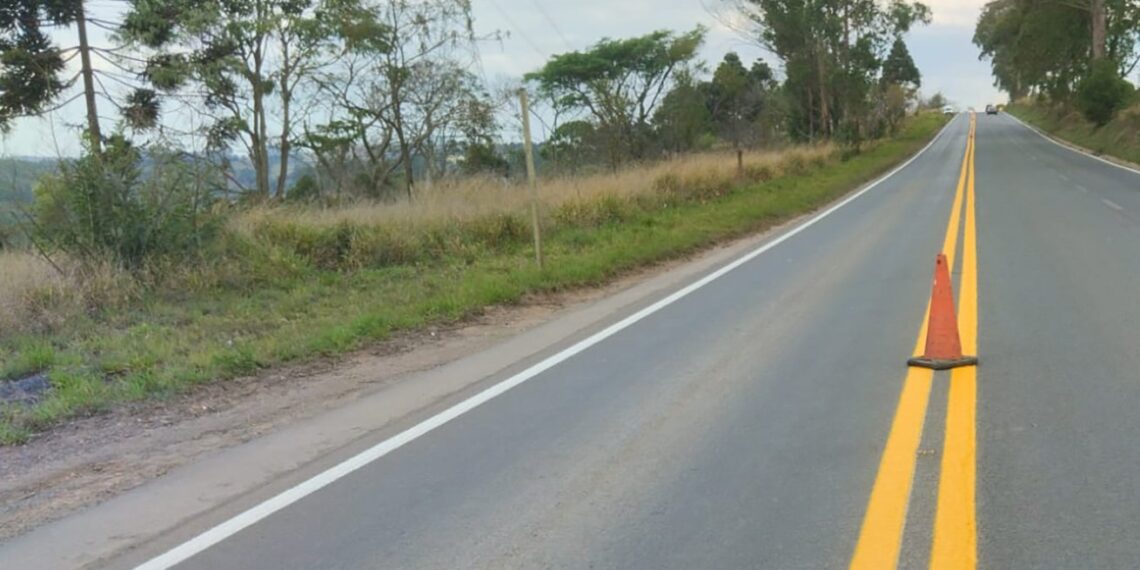 Engavetamento envolvendo três veículos é registrado na Rodovia do Contorno, em Poços de Caldas