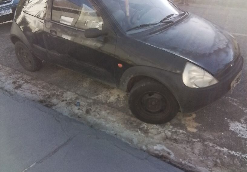 GCM recupera carro furtado antes que dono percebesse o crime em Poços de Caldas