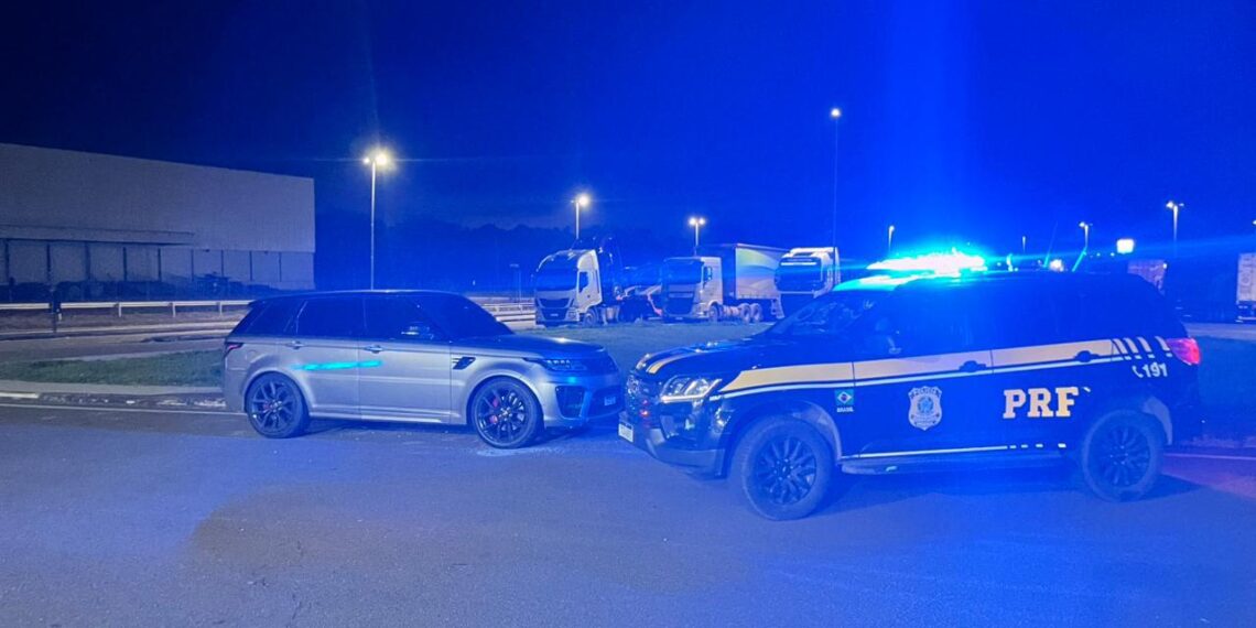 Range Rover de R$ 700 mil ligada a “sicário” de Daniel Vorcaro é recolhida pela PRF no Sul de Minas
