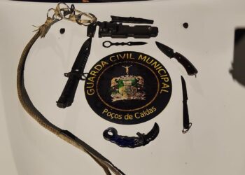 Motorista de aplicativo é preso por porte de arma branca em Poços de Caldas