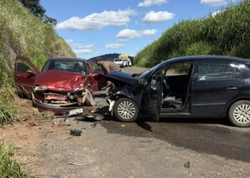 Acidente deixa seis vítimas, incluindo uma criança em estado grave