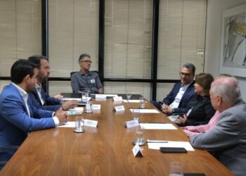 Farmacêutica anuncia investimento de 765 milhões 