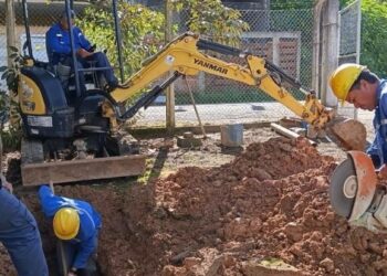 Manutenção de rede de água afeta abastecimento em bairros da zona oeste de Poços