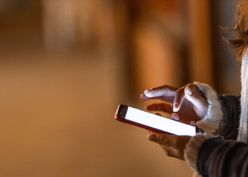 Vídeo sem autorização viraliza em Poços de Caldas e gera indenização de R$ 20 mil; homem e rede social são condenados