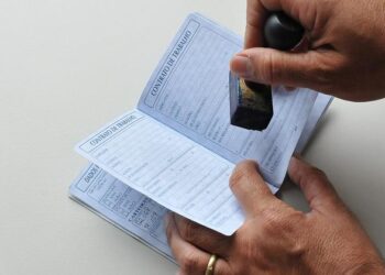 Setenta e uma vagas de emprego em diversas áreas estão abertas no Sine de Poços de Caldas