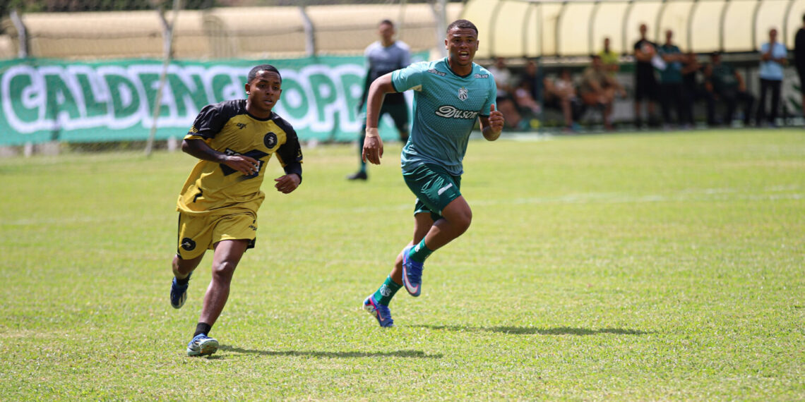Caldense realiza primeiro jogo-treino da pré-temporada, contra o Villa Real, veja resultado