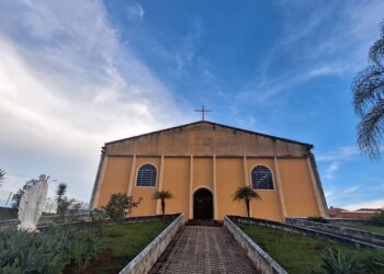 Queima do Alho acontece no mês de abril em Poços de Caldas