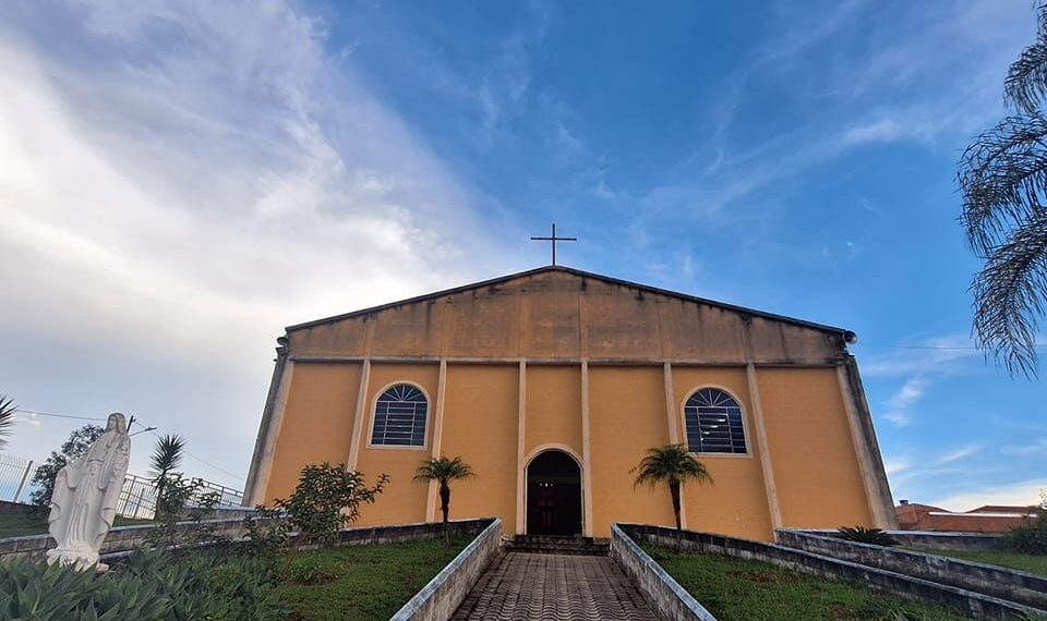 Queima do Alho acontece no mês de abril em Poços de Caldas