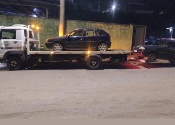 PM dispersa ‘rolezinho’ com cerca de 50 pessoas e remove veículos durante a madrugada