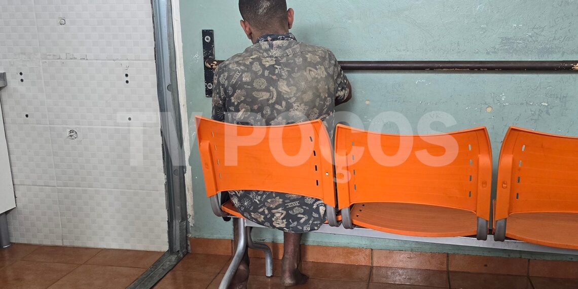 Homem é preso após furtar mais de 400 itens de joalheria de shopping em Poços de Caldas