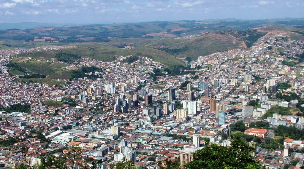 Chuva? Calor? Saiba como ficam tempo e temperatura em Poços durante o fds e o feriado prolongado