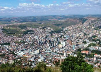 Chuva? Calor? Saiba como ficam tempo e temperatura em Poços durante o fds e o feriado prolongado