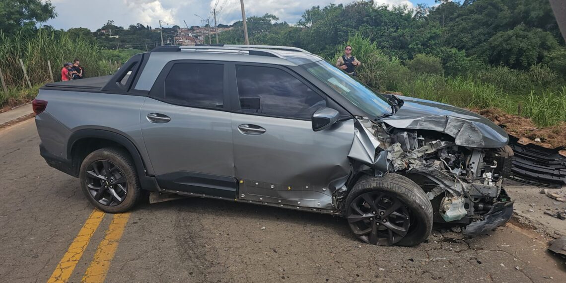 Motorista fica ferido após acidente em cidade da região