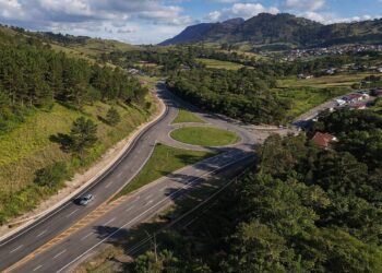Poços de Caldas, Caldas e outras cidades recebem melhorias em rodovias nesta semana