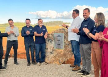 Poços de Caldas lança pedra fundamental de empresa no Distrito Industrial