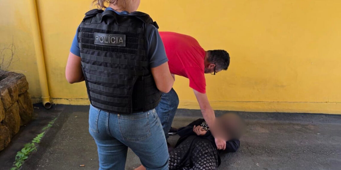 Homem que tentou matar a ex-namorada em Poços é preso pela Polícia Civil