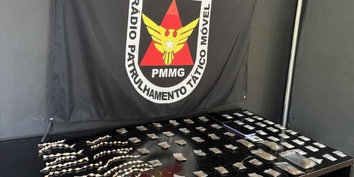 Dois suspeitos são detidos por tráfico de drogas após denúncia anônima em Poços de Caldas