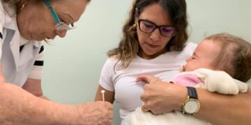 Vacinação contra gripe atinge menos de 17% das crianças em Poços