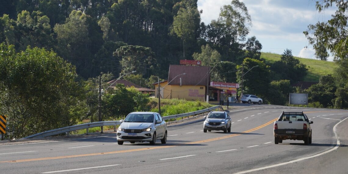 Concessionárias estimam 320 mil veículos nas rodovias da região no feriado de 1º de maio