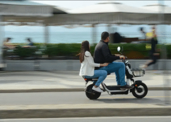 Agentes passam por capacitação para reforçar fiscalização de veículos elétricos e motos