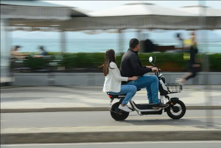 Agentes passam por capacitação para reforçar fiscalização de veículos elétricos e motos