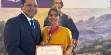 Ex-secretária agraciada em Ouro Preto 