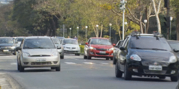 Mudanças no estacionamento, asfalto novo e mais: Avenida João Pinheiro passa por obras em Poços de Caldas