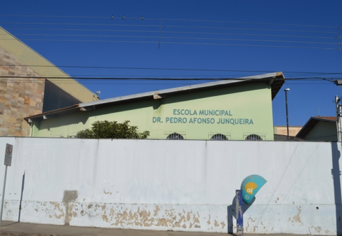 Escola municipal de Poços de Caldas denuncia falta de servidores e cobra ação da Prefeitura