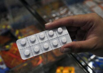 Anvisa manda recolher lote de dipirona com desvio de qualidade