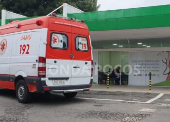 URGENTE: homem é atingido por seis facadas em Poços; sobrinho é preso pela PM