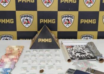 Mulher é presa e dois adolescentes são apreendidos por tráfico de drogas