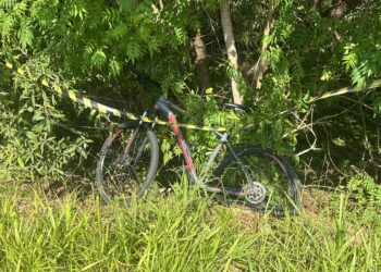 Ciclista morre após ser atropelado por carro; motorista é detido pela PM