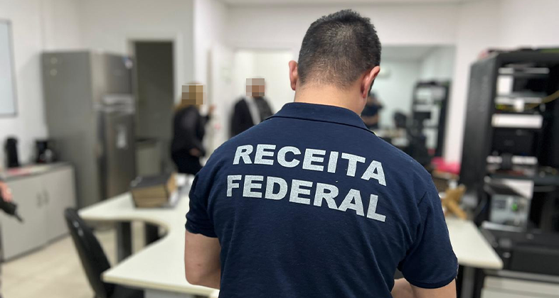 Receita Federal apreende mercadorias de empresário de Poços no Aeroporto de Campinas