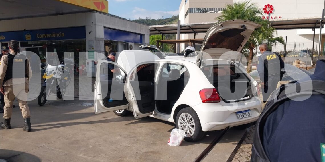Suspeitos de furto em Pouso Alegre são abordados pela GCM de Poços perto do shopping