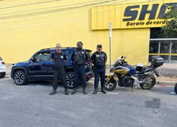 Comprado pelo Facebook, carro roubado leva motorista à prisão em Poços de Caldas