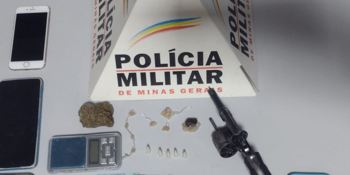 Dois são presos e menor é apreendido por tráfico de drogas e porte ilegal de armas na região