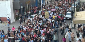 Procissão Solene encerra programação cultural da Festa de São Benedito em Poços