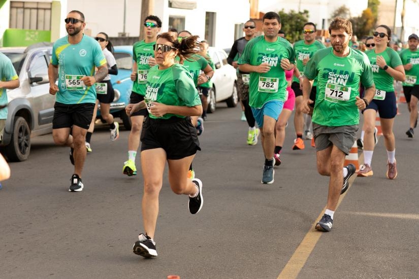 Sicredi Run reúne mais de 300 participantes em Botelhos e incentiva esporte e qualidade de vida