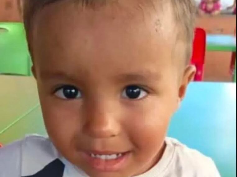 Criança morre e irmão é internado em estado grave no Sul de Minas; mãe é presa