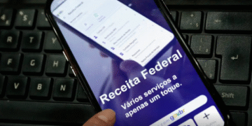 Receita paga nesta sexta (29) maior lote de restituição do IR da história